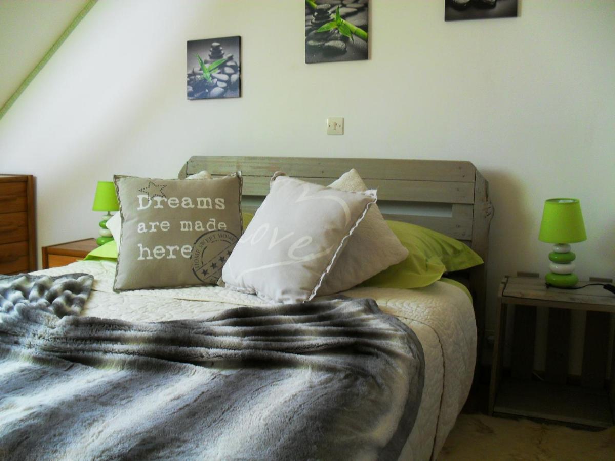 Chambres à la campagne au nord d' Amiens avec salle de bain privative Rubempre Esterno foto
